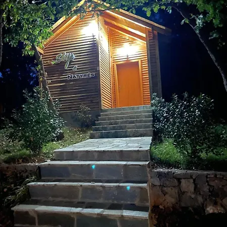 Shija E Natyres Casa de hóspedes Rec