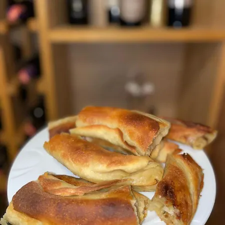 招待所 Shija E Natyres *