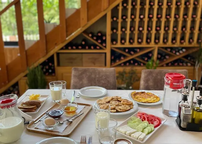 Pensión Shija E Natyres Rec